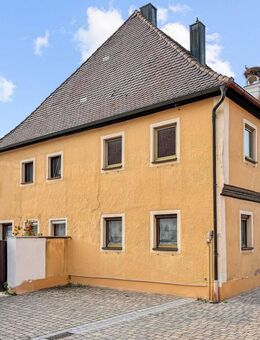 Unter Denkmalschutz: Gepflegtes Einfamilienhaus in der Altstadt von Ornbau - Ornbau