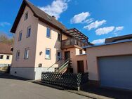 Klein, fein, mein: Zuhause mit großer Garage - Laubach (Hessen)