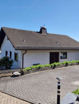 Attraktives Einfamilienhaus mit überragender Aussicht in ruhiger Wohnlage - Daubach (Landkreis Westerwaldkreis)