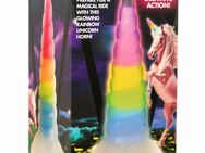 XR Brands - Leuchtender Regenbogen Silikon Einhorn Dildo - Lotte