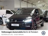 VW Touran, 1.5 l TSI Highline, Jahr 2022 - Berlin