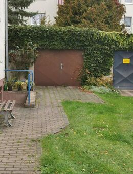 2,5 Raum-Wohnung + Garage in ruhiger Lage - bezugsfrei - - Sömmerda