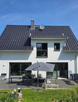 Modernes Einfamilienhaus in massiver Bauweise mit Erdwärme und hochwertiger Ausstattung - Bad Langensalza