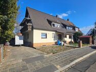 Großzügige Doppelhaushälfte mit Potenzial - Familienidylle trifft Entwicklungschance - Nürnberg