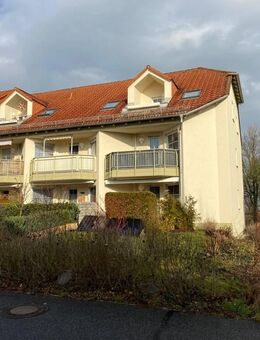 ++In ruhiger Lage, schöne 3-Raumwohnung mit Balkon und Doppelparker-Stellplatz in Kesseldorf++ - Wilsdruff