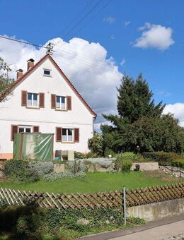 Geräumiges Zweifamilienhaus mit großem Grundstück - Dürrlauingen