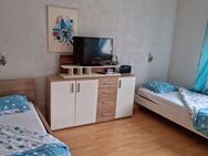 WG Zimmer mit Internet, TV, Gästeküche, Etagendusche/Wc und Waschmaschine - Stuttgart