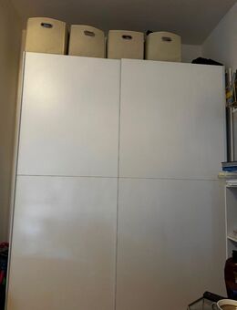 Kleiderschrank - Schönau Zentrum