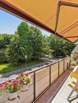 Kapitalanlage! Große, gut vermietete 3-Zimmer-Wohnung mit 2 Balkonen in HH-Rahlstedt - Hamburg