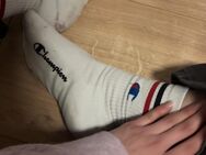 Herrin verkauft Socken - München