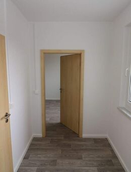 Ich hab´geträumt von dir - großzügige 3RW mit modernisiertem Wannenbad - Freiberg