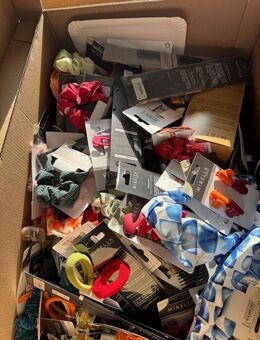 1x Box Haarschmuck Mischbox Restposten Sonderposten - Birkenfeld (Baden-Württemberg)