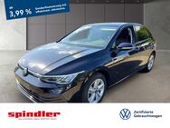 VW Golf, 2.0 TDI VIII Life, Jahr 2021 - Würzburg