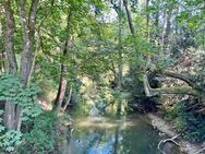 direkt am Pasinger Stadtpark: Urgemütliche 2-3-Zimmer-Altbauwohnung mit Kachelofen und tollem Blick - München