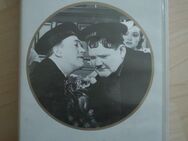 2 VHS Videos Videokassetten Laurel & Hardy Dick und Doof Stan & Ollie je 2,- - Flensburg