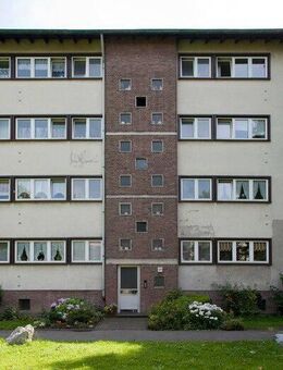 Tolle 3 Zimmerwohnung in Traumlage mit Sonnenbalkon - Langenfeld (Rheinland)