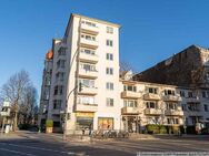 Vacant apartment with balcony in the middle of Kreuzberg - Berlin