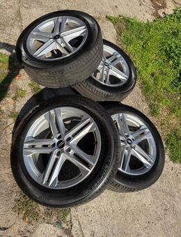 Original Audi Q5 SQ5 Felgen S- Line 19 Zoll FY Herstellernummer 80A601025G Michelin Sommerreifen 235/55 R 19 - Berlin