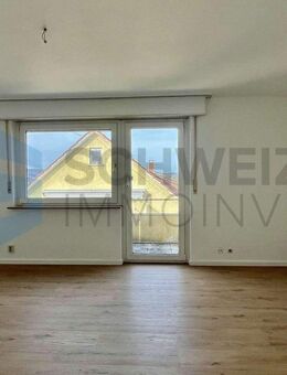 Provisionsfrei und leer! Frisch renovierte 2-Zimmer-Dachgeschosswohnung in Schorndorf! - Schorndorf (Baden-Württemberg)