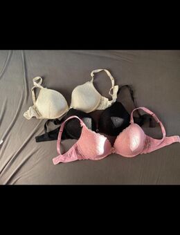 Hunkemöller BHs rosa/ schwarz / weiß - Berlin