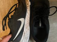 Gut gebrauchte Nike run Schuhe - Düsseldorf