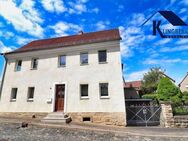 Einfamilienhaus mit Einbauküche, Garage und Gartenbereich im Herzen von Droyßig zu verkaufen! - Droyßig