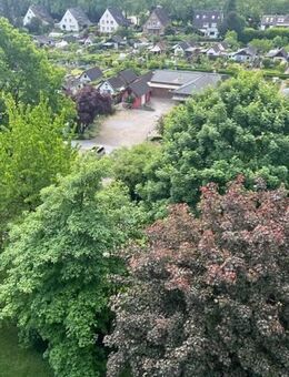 "Herrlicher Blick ins Grüne" 2,5 Zimmer-Wohnung mit Balkon in Duisburg-Rheinhausen /Aufzug vorhanden - Duisburg