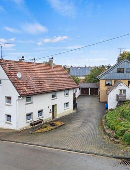 Außergewöhnlich! Großzügiges Anwesen mit zwei Wohnhäusern, viel Potenzial und idyllischem Grundstück - Schwendi