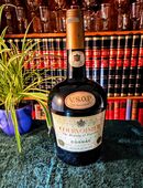 Spieluhr als Zigarettenspender in Form einer Cognacflasche in 04288