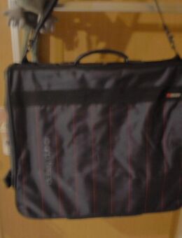 Delshey Kleidersack - Bruchköbel