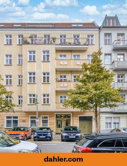 Helle, bezugsfreie Altbauwohnung mit Balkon im Herzen von Friedrichshain - Berlin
