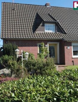 Ein laufend instandgehaltenes Einfamilienhaus mit Garage und Wintergarten - Aurich