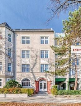 IMMOBERLIN.DE - Kernsanierte & exzellent ausgestattete Altbauwohnung mit Lift - Berlin