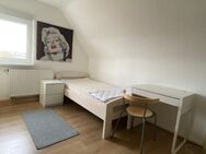 Mit dem Koffer einziehen! Miniapartment mit eigener Dusche/WC, zentral gelegen in FN - Friedrichshafen