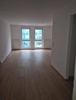 großes helles 1-Raum-Apartment mit Singleküche - Chemnitz