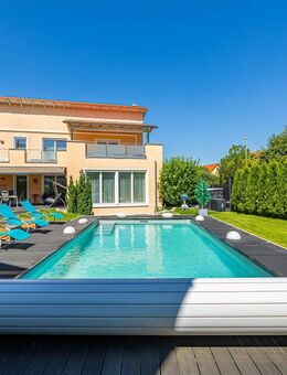 HEGERICH: Grosszügige Villa mit Garten und Pool für die gesamte Familie - Erlangen