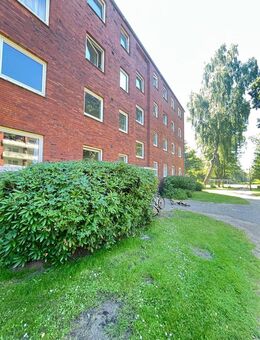 Großzügig geschnittene 3-Zimmer-Wohnung mit Balkon - Rendsburg