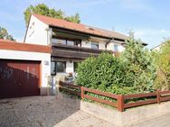 Leerstehende, renovierungsbedürftige Doppelhaushälfte mit Garten und Garage in Frauenaurach - Erlangen