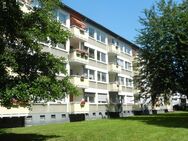 LEERE WOHNUNG IM ERSTEN OBERGESCHOSS MIT BALKON - Duisburg