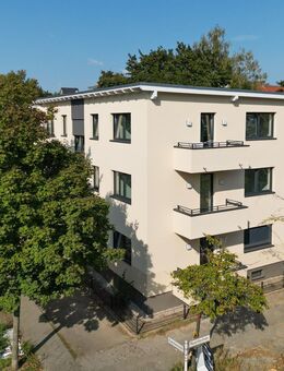 Stilvolle 2-Zimmer-Wohnung mit Balkon, offener Küche und Energieeffizienzklasse A+ im 2. OG! - Berlin
