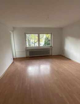 3-Zimmer-Wohnung in Herne Horsthausen mit Balkon, Boden und Tapeten - Herne