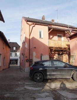 Sanierungsbedürftiges, vermietetes Mehrfamilienhaus - Straubing