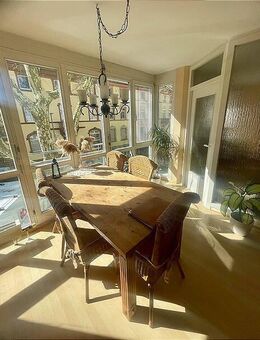 Wohnen direkt am Puls von Freiburg. Neue Heizung, neue Fenster und topp Infrastruktur, mit Gartennutzung! - Freiburg (Breisgau)