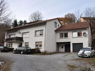 Mehrfamilienhaus mit vier Wohnungen und zwei Garagen in Marsberg-Bredelar - Marsberg