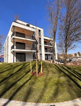 Exklusive Gartenwohnung in Leipzig – Jetzt 298.000?€ günstiger! 222?m² Wohnfläche | 5 Zimmer | Privatgarten & 2 Terrassen | Kamin & Smart Home vorber - Leipzig