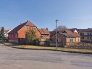 Großes Wohnhaus + ausgebautes Nebengebäude + Werkstatt + Baugrundstück in Großschwabhausen - Jena