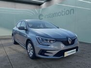 Renault Megane, 1.3 IV TCe 115 GPF Life, Jahr 2020 - München