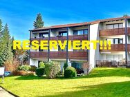 *PROVISIONSFREI* Sehr schöne, renovierte 1-Zi.-ETW mit Balkon & Stellplatz - Bischofsgrün