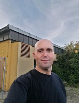 Suche Transfrau mit afrikanischen/asiatischen Wurzeln - Nördlingen