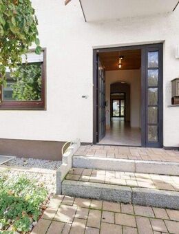 Exklusives RMH in bester Lage inkl. XXL-Schlafzimmer / Garten / Garage und sehr viel Keller - Weinheim